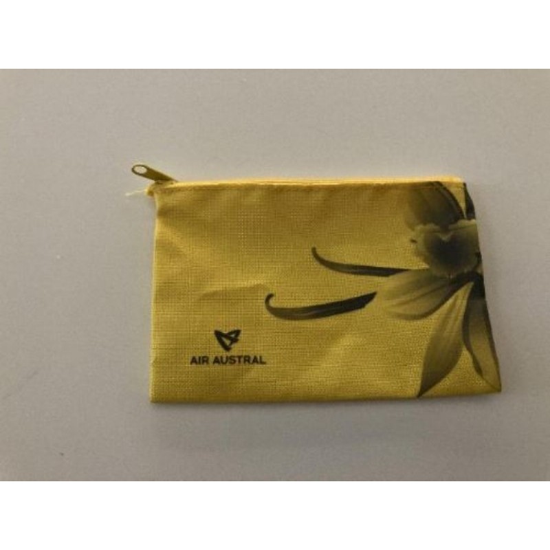 Pochette jaune Air Austral 