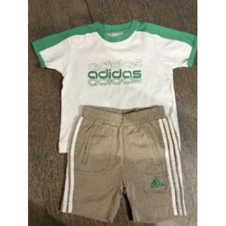 Ensemble t-shirt + short...