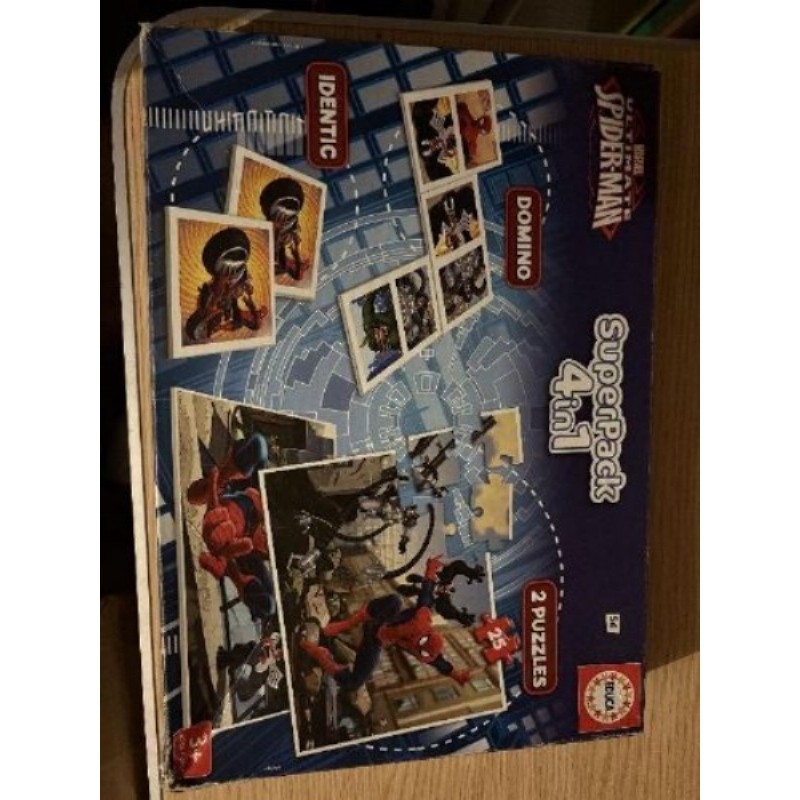 Jeu 4 en 1 Spiderman (2 puzzles, 1 domino, 1 memory)