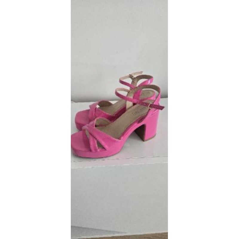 Chaussures rose pointure 38