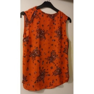 Tee-shirt  PRIMARK framboise avec bouquets de fleurs  T. 40
