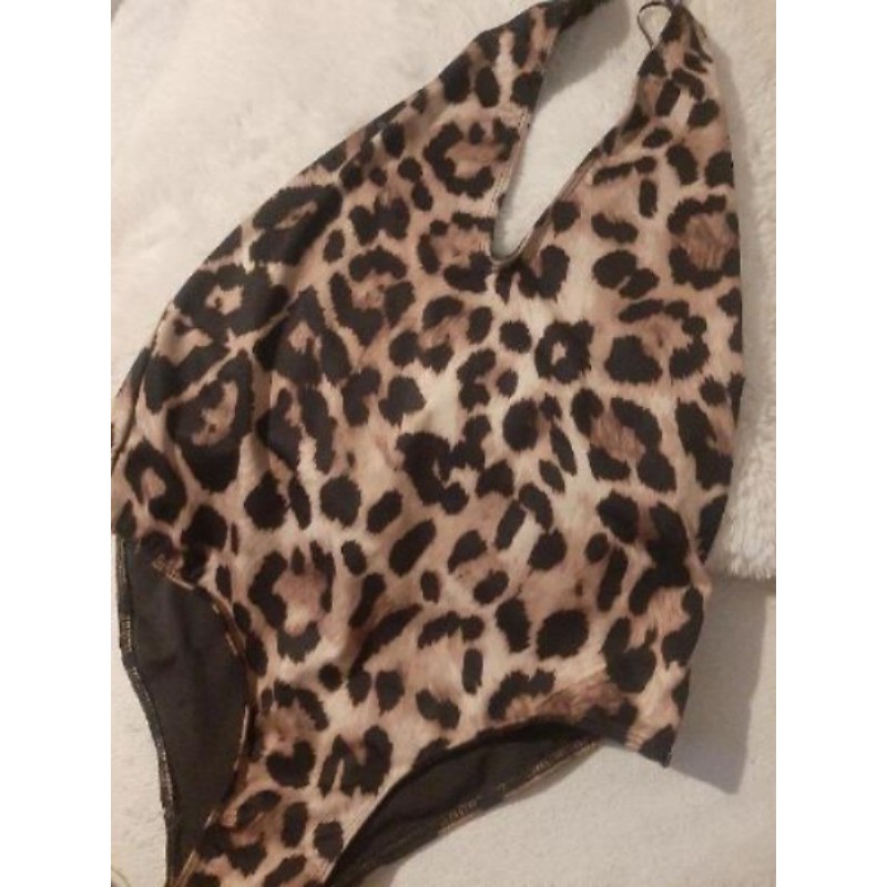 Taille XS. Neuf. Maillot 1 pièce. Zara.  Léopard 