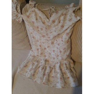 Taille XS. ROBE fleurie...