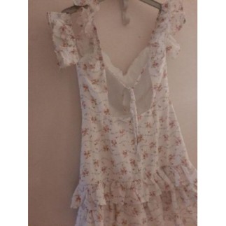 Taille XS. ROBE fleurie Loavies décolleté dos 