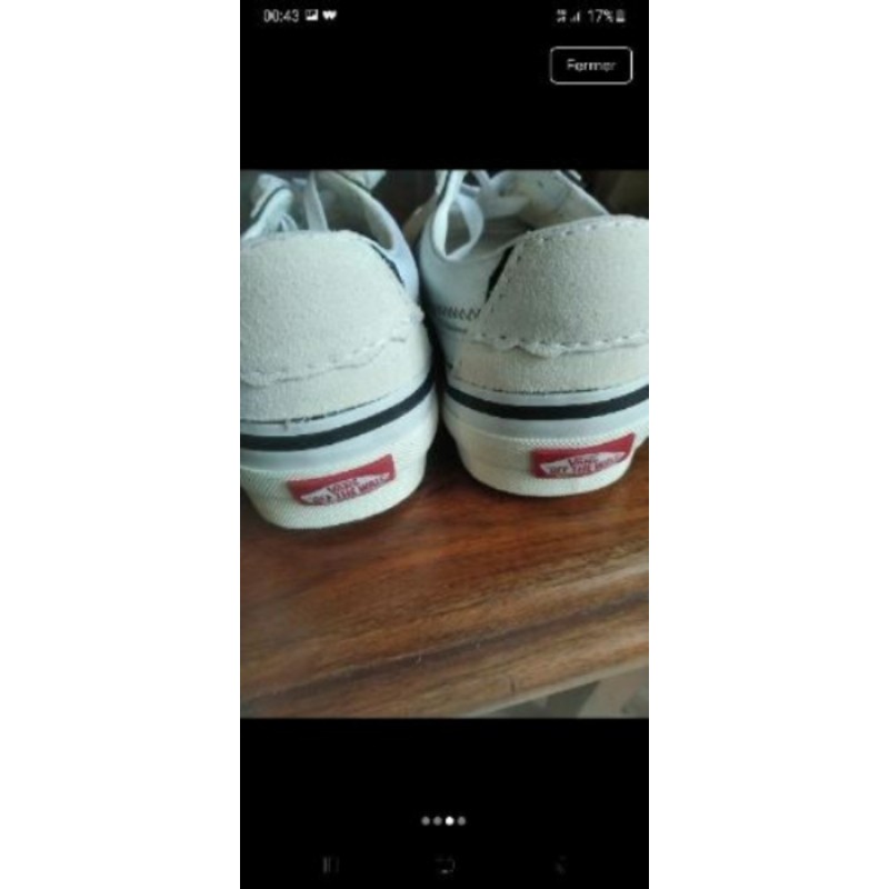 Pointure 39. Neuf. Baskets basses Vanq. Toile & daim