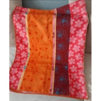 Neuf. Nappe anti-taches...