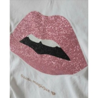 Taille L. Neuf. T-shirt...