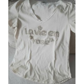 Taille L.  Neuf. T-shirt 100%coton.