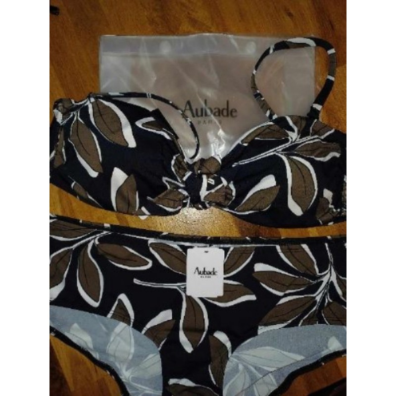 Maillot de bain AUBADE modèle "danse des feuilles" bas T4 - Haut TM NEUF avec étiquettes