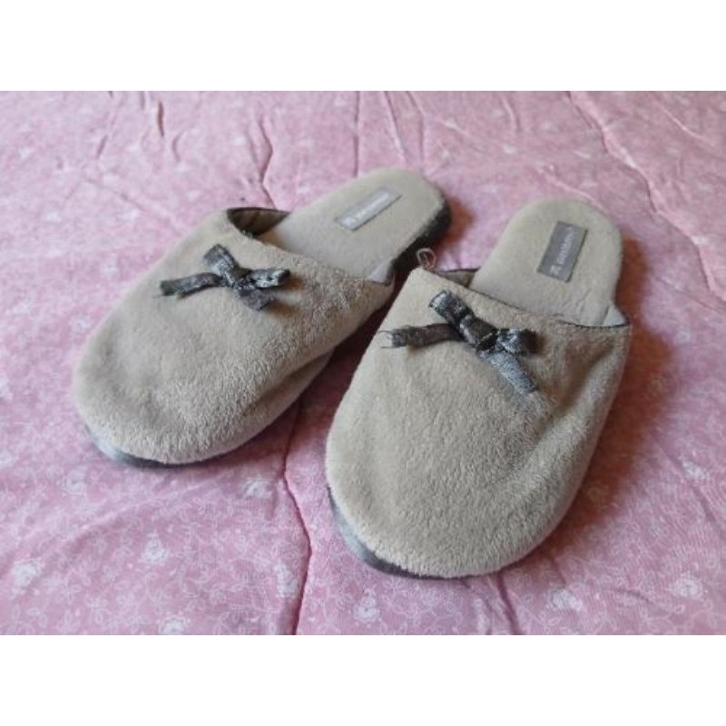 Chausson gris taille 36