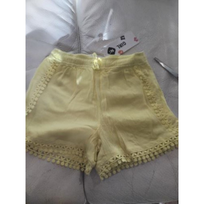 Short 5-6ans Z generation crêpe jaune citron neuf étiquette 