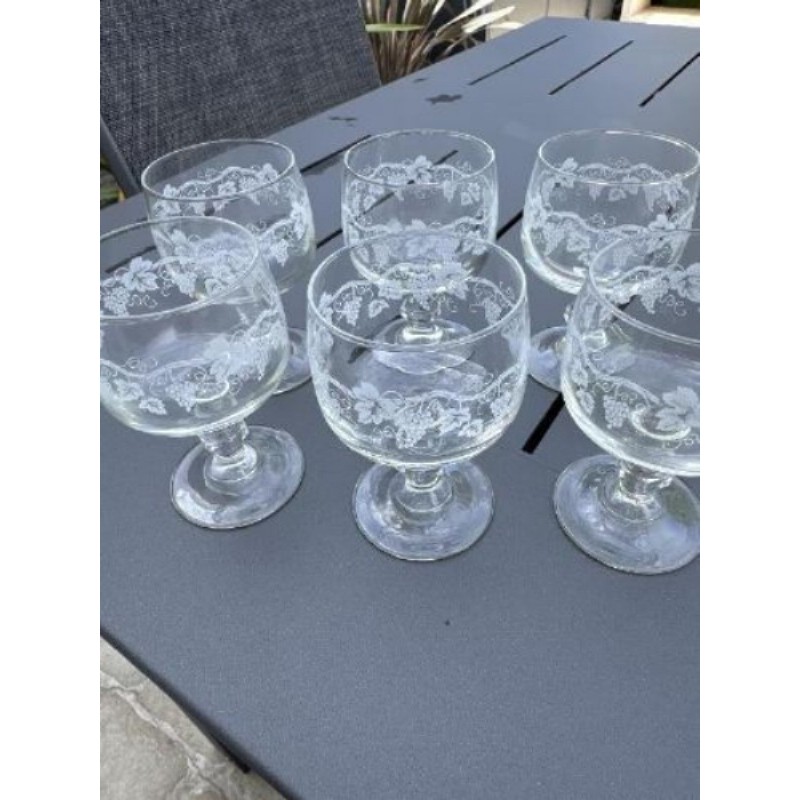Lot de 6 verres à vin 