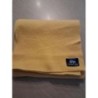 Écharpe jaune marque Quechua 