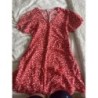 Robe rouge porte feuille avec des fleurs la halle taille XXS