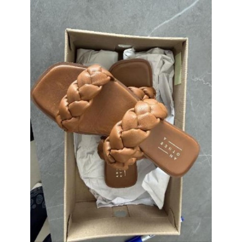 Chaussures Femme neuve taille 38