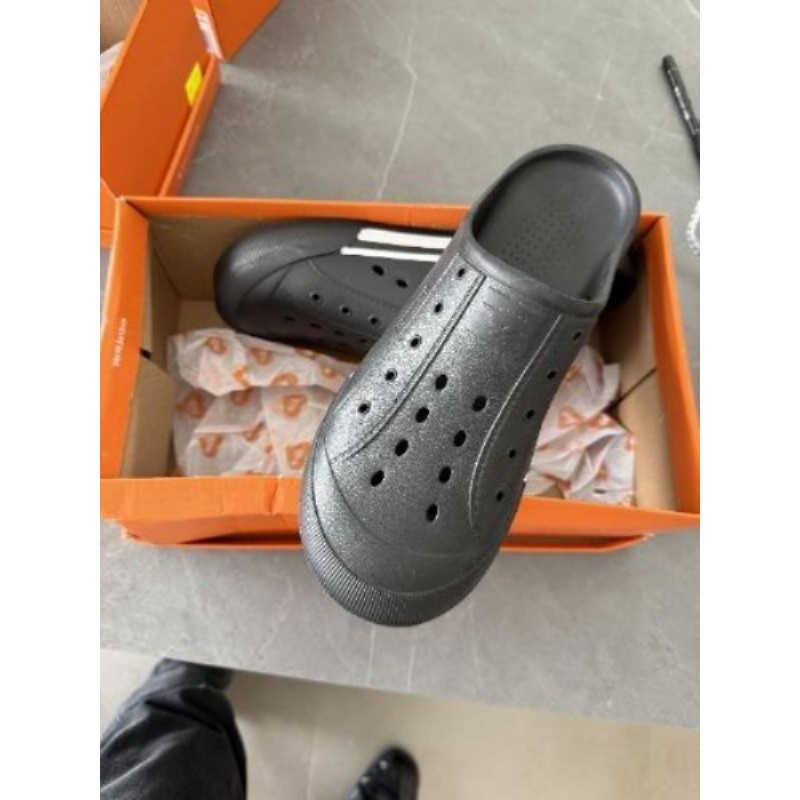 Mules neuves noire taille 39