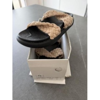 Chaussures femme neuves 38