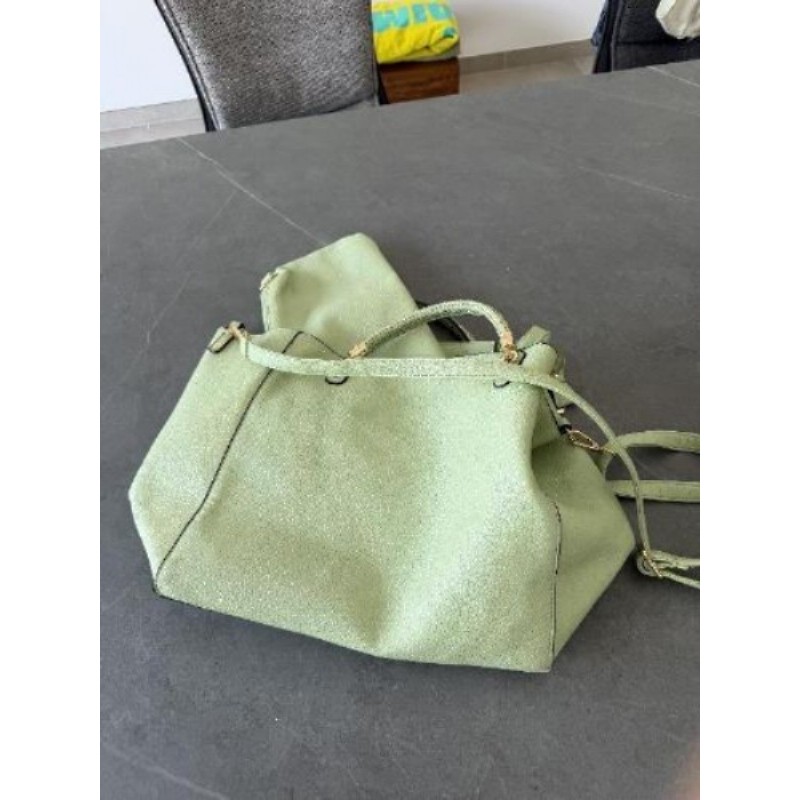 Sac à main femme vert avec pochette intérieure