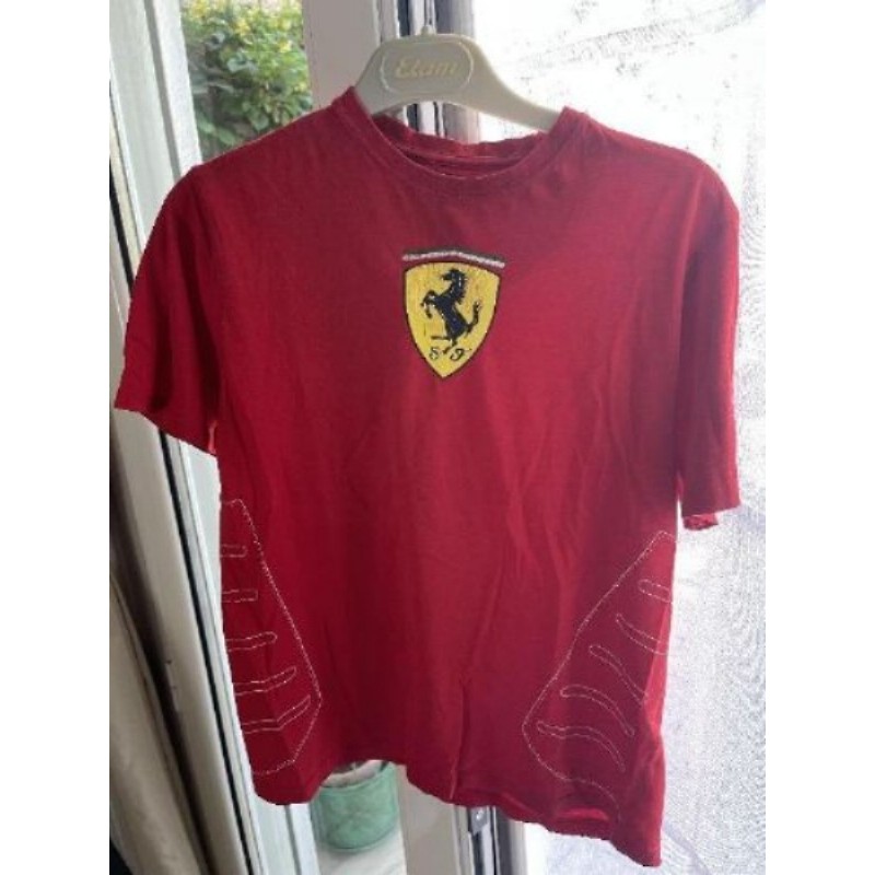 T-shirt Ferrari 10ans rouge