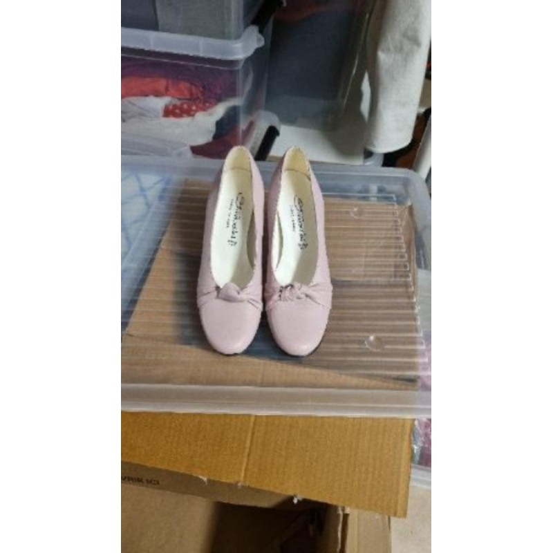Chaussures vieux rose T 37
