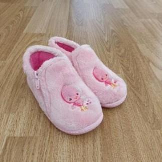 Chaussons enfant rose T. 23