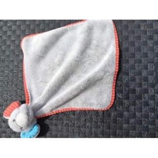 Doudou éléphant 