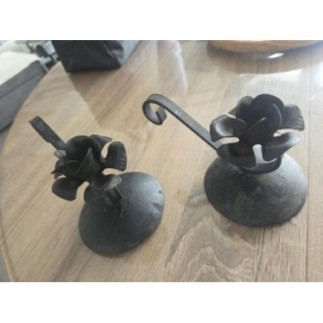 2 Bougeoirs fer forgé 