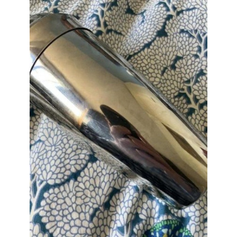 Shaker argenté 