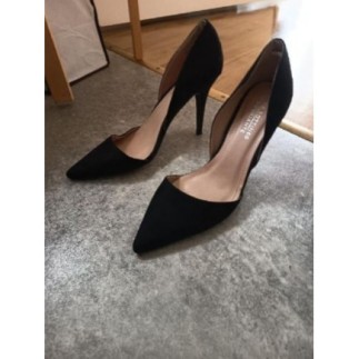 CHAUSSURE A TALON TAILLE 41...