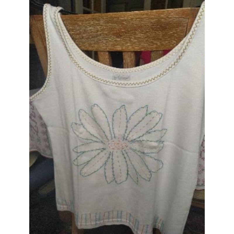 Débardeur Blanc brodé taille XL