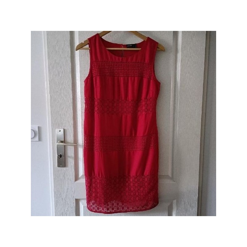 Robe rouge T.38