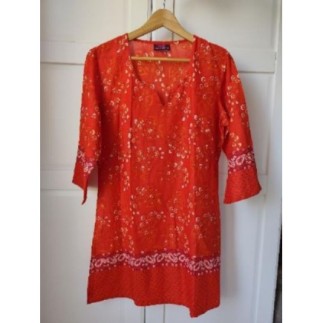Robe de plage orange...
