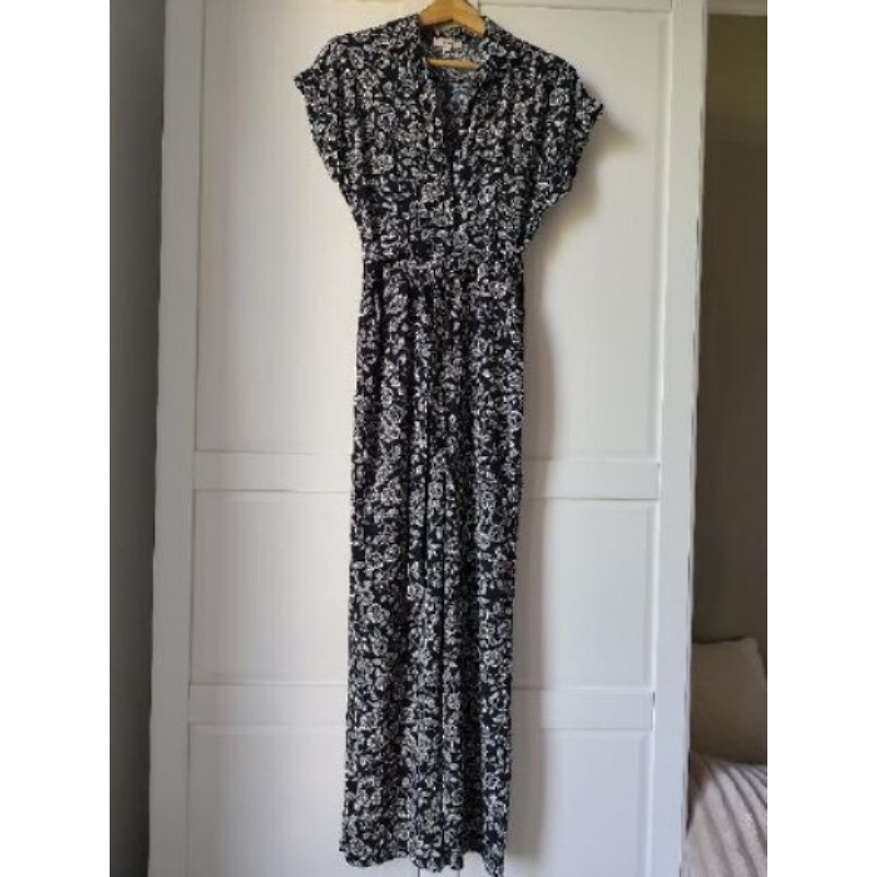Combinaison manches courtes, noir avec motifs fleurs blanches, taille 36, Etam 