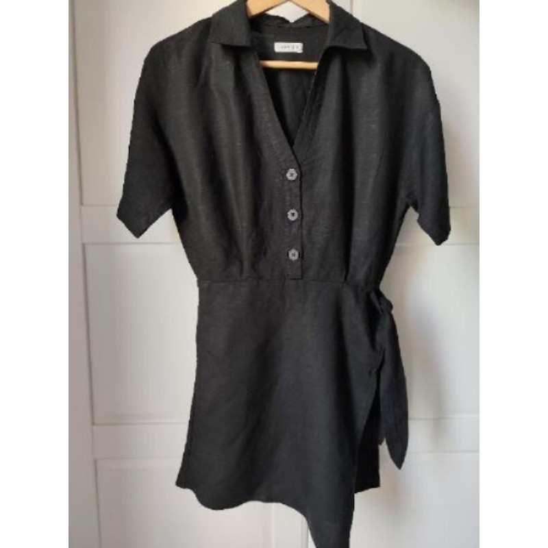 Combishort avec retour devant noire, taille 34, cache cache 