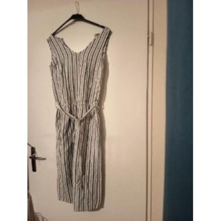 Combinaison Taille 36...