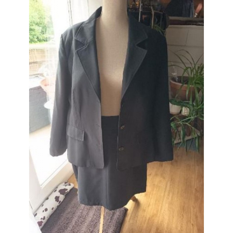Tailleur veste + jupe Noir Taille 48-50 Kiabi 