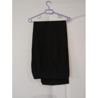 Pantalon noir taille 48