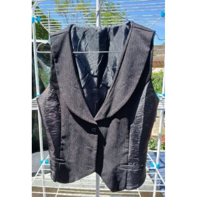 Gilet sans manches noir avec très fines rayures taille S8 