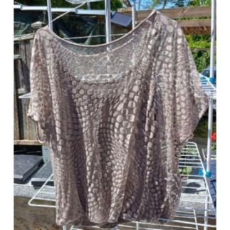 Haut fluide beige...