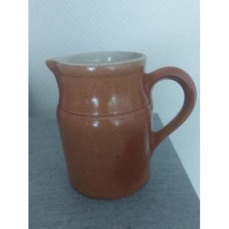 Pichet marron