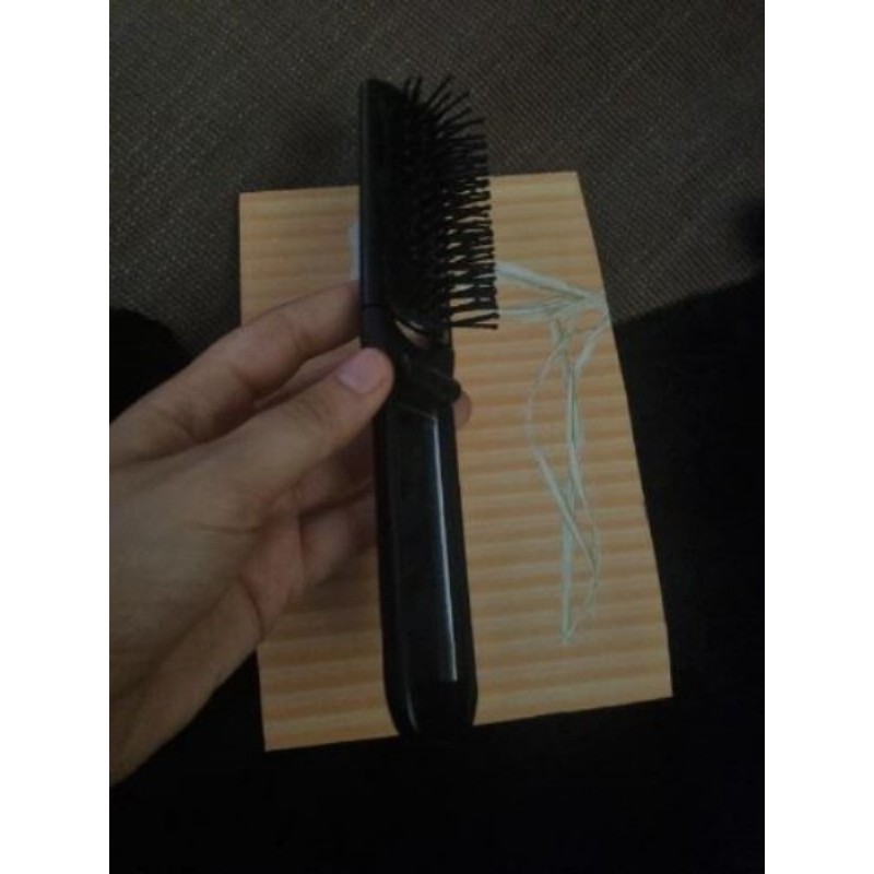 Brosse à cheveux avec miroir et orné d'argent