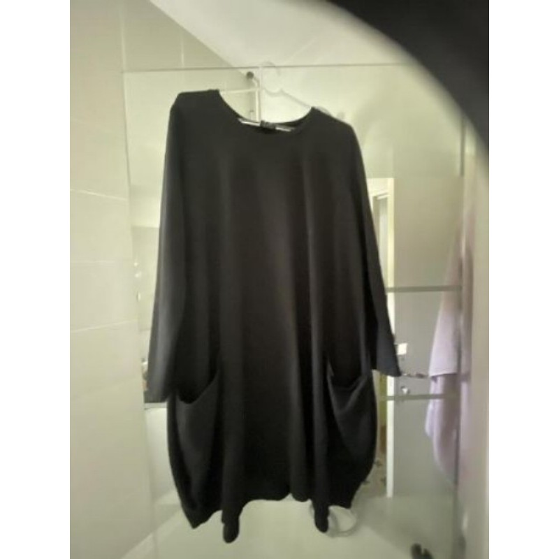 Robe noire, taille 44