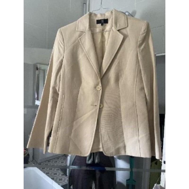 Veste beige, taille 40, 42, voire 38