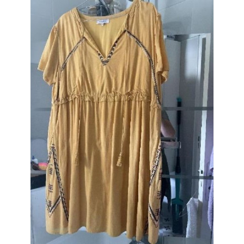 Robe Jaune, pale, taille 46