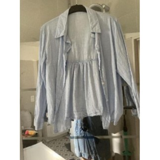 Chemisier en coton bleu...