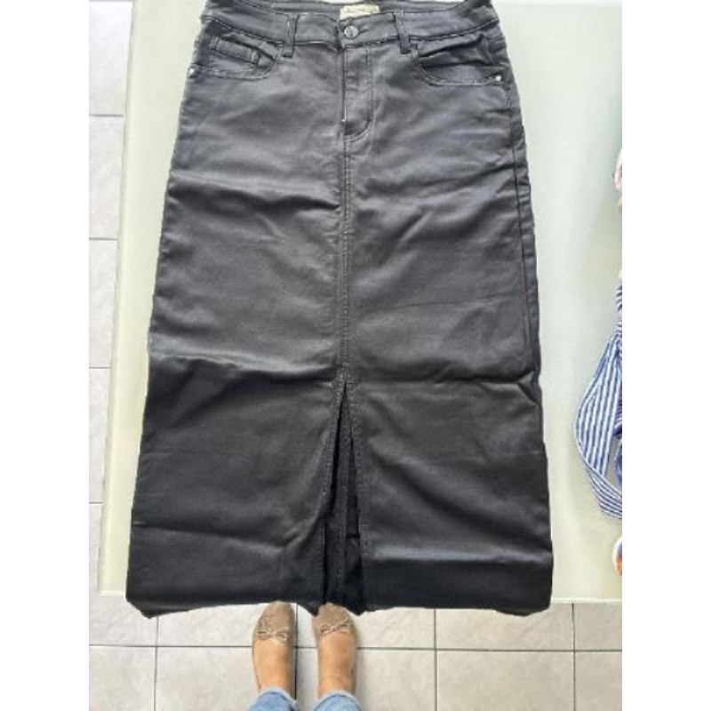 Jupe noire brut fendue au genou strech Nina carter taille 40 