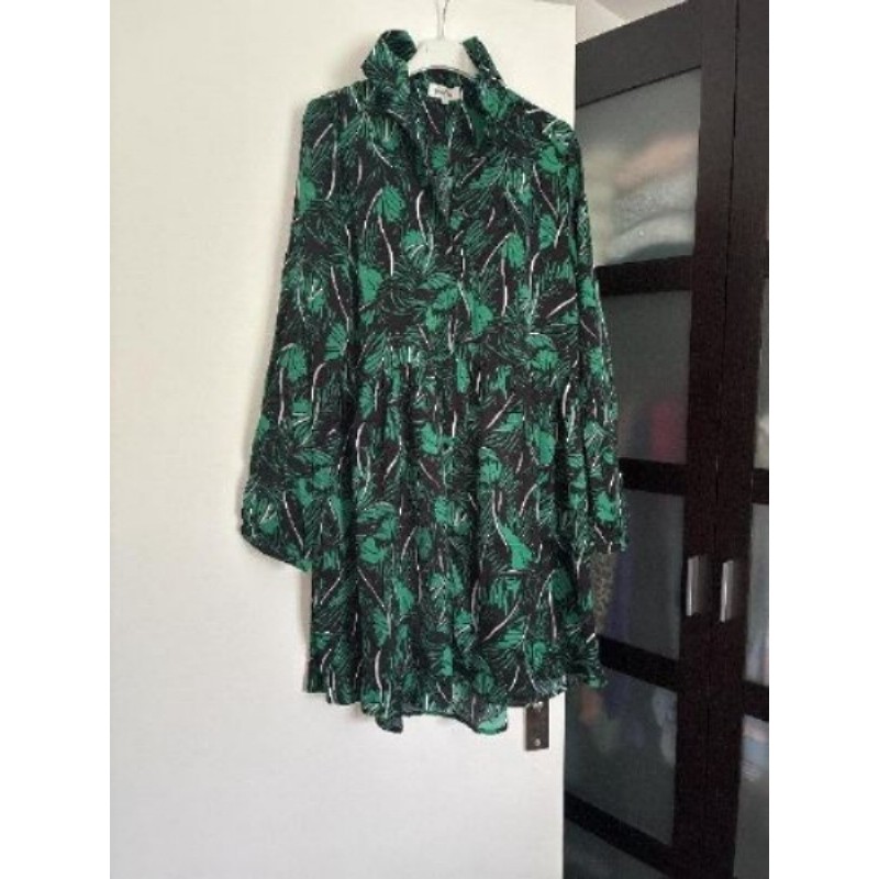 Robe Emma et Ella taille 40-42 verte et noire à ramage 