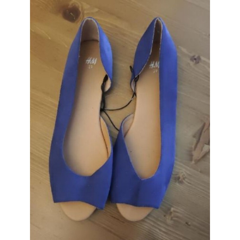 Chaussures ouvertes bleue T.39