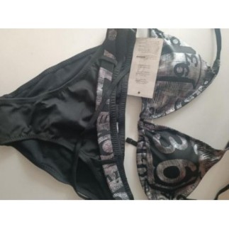 Maillot de bain noir et...