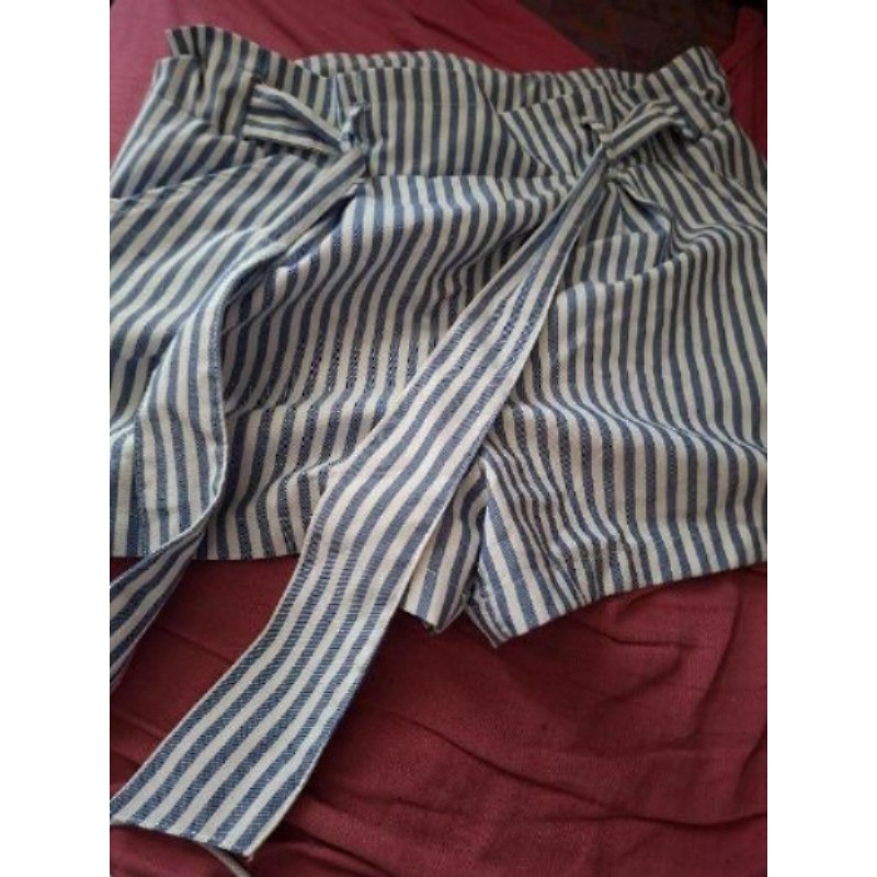 Short rayure taille s 